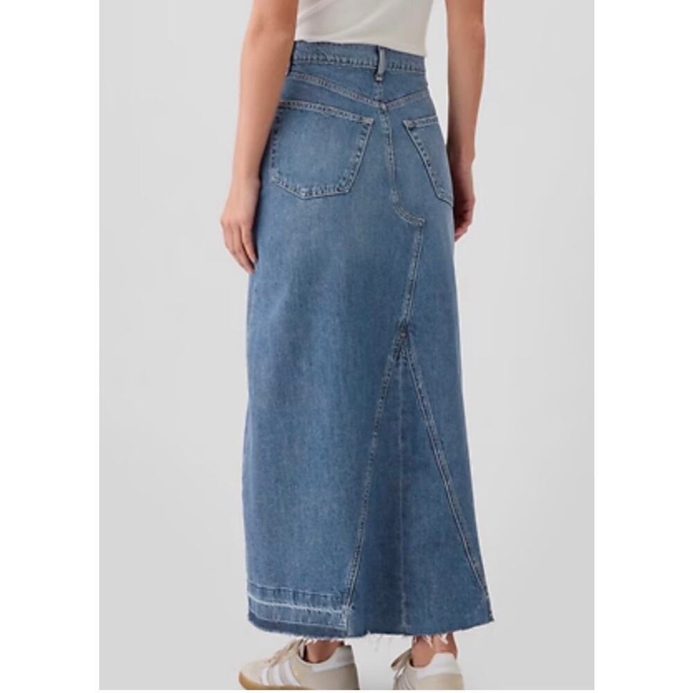 Gap denim maxi front slit raw hem skirt, Medium indigo, size 4, Y2K, Boho - Picture 2 of 15